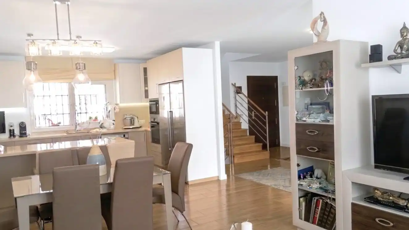 Casa a schiera con piscina in vendita a San Pedro de Alcántara, imagen 3