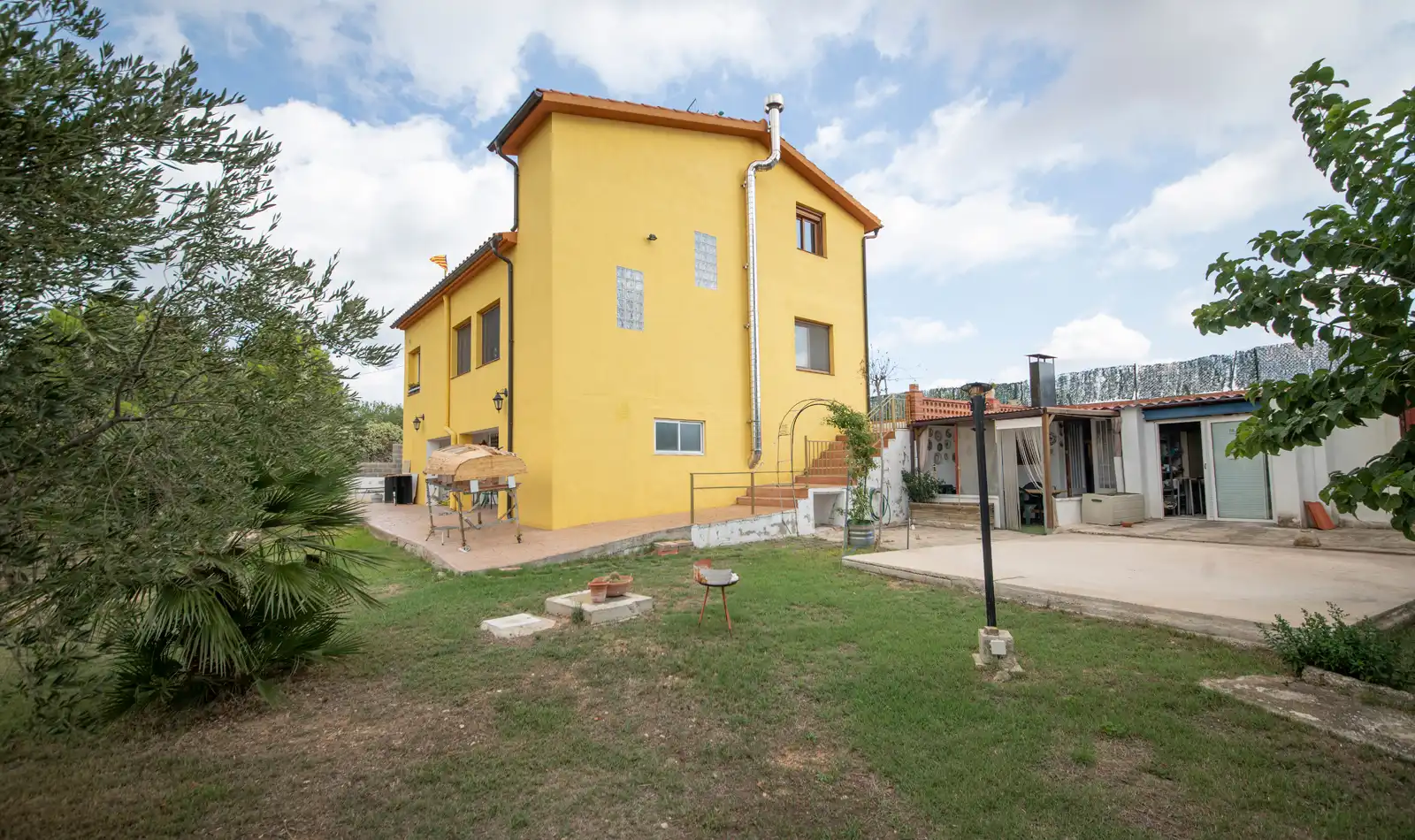 Vista exterior de Finca rústica en venta en Font-rubí con Calefacción, Jardín privado y Terraza