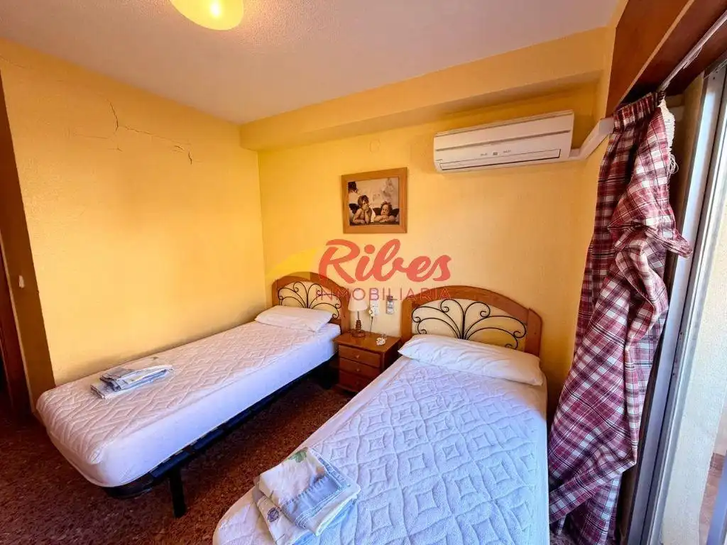 Bedroom of Apartments for sale in Racó