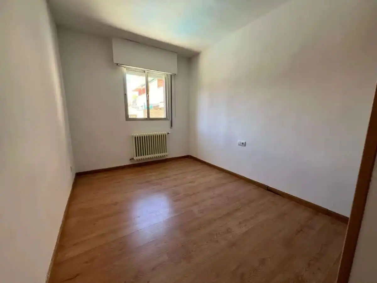 Flat with pool for sale in San Martín de Valdeiglesias, imagen 6