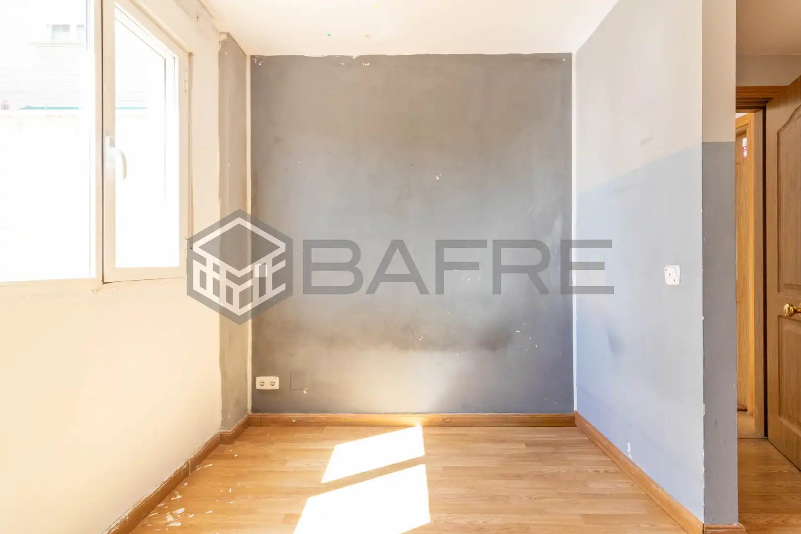 Bedroom of Flat for sale in  Madrid Capital  with Air Conditioner