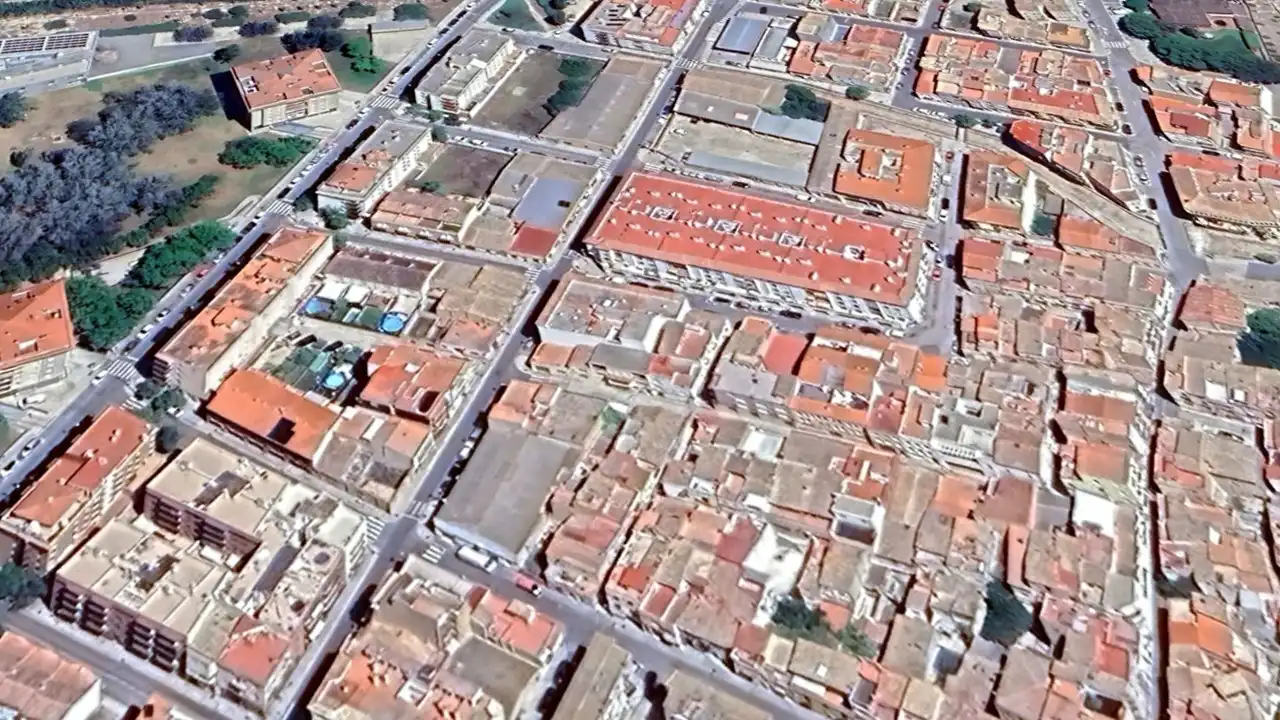 Vista exterior de Oficina en venda en Tortosa