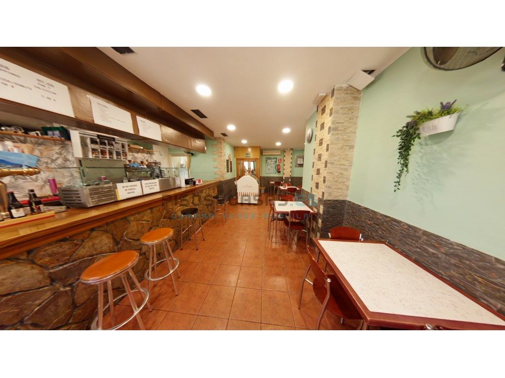 Premises to rent in  Zaragoza Capital  with Air Conditioner and Furnished