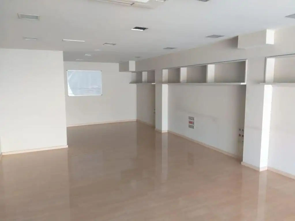Local comercial en venta en Carrer de Joan Reglà 9, imagen 8