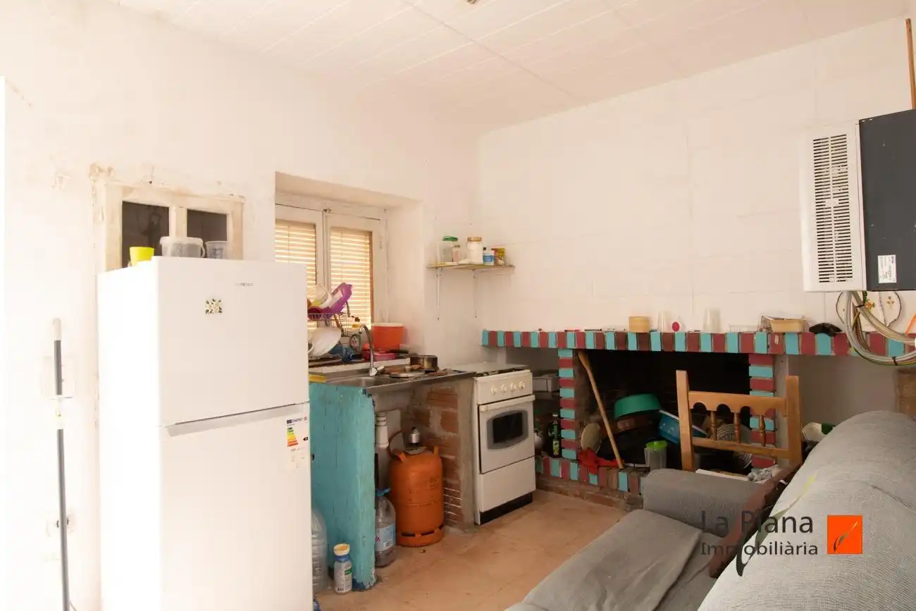Cuina de Finca rústica en venda en Santa Bàrbara amb Aire condicionat, Piscina i Moblat