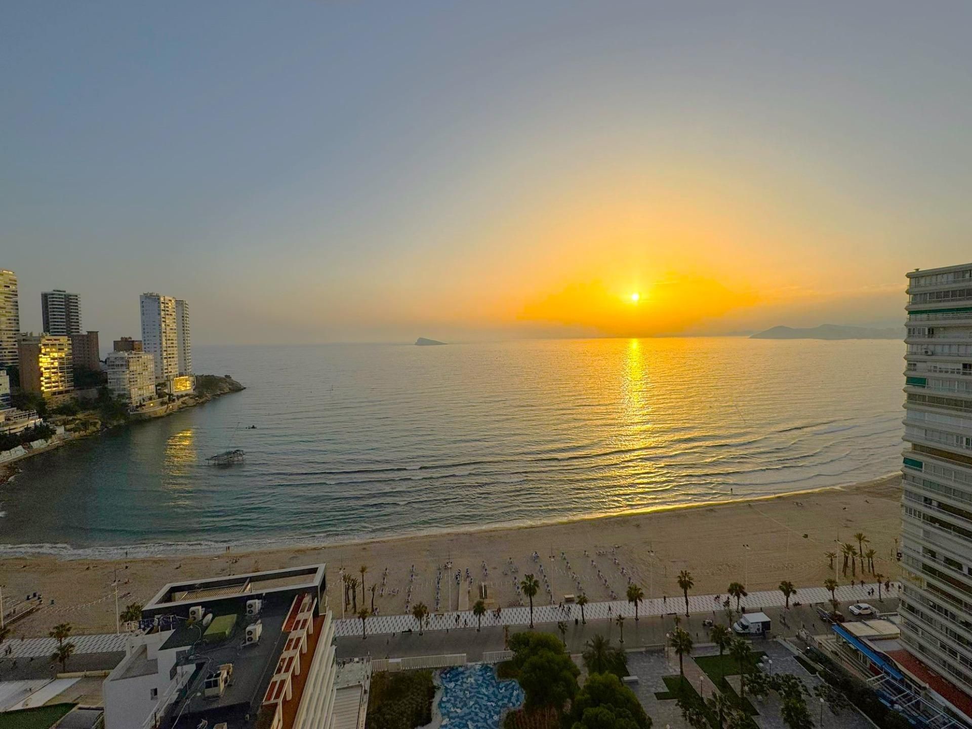 Vista exterior de Apartament en venda en Benidorm amb Aire condicionat, Calefacció i Terrassa