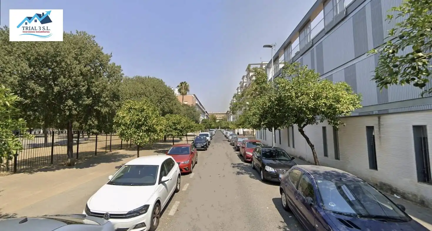 Außenansicht von Wohnung zum Verkauf in Sevilla