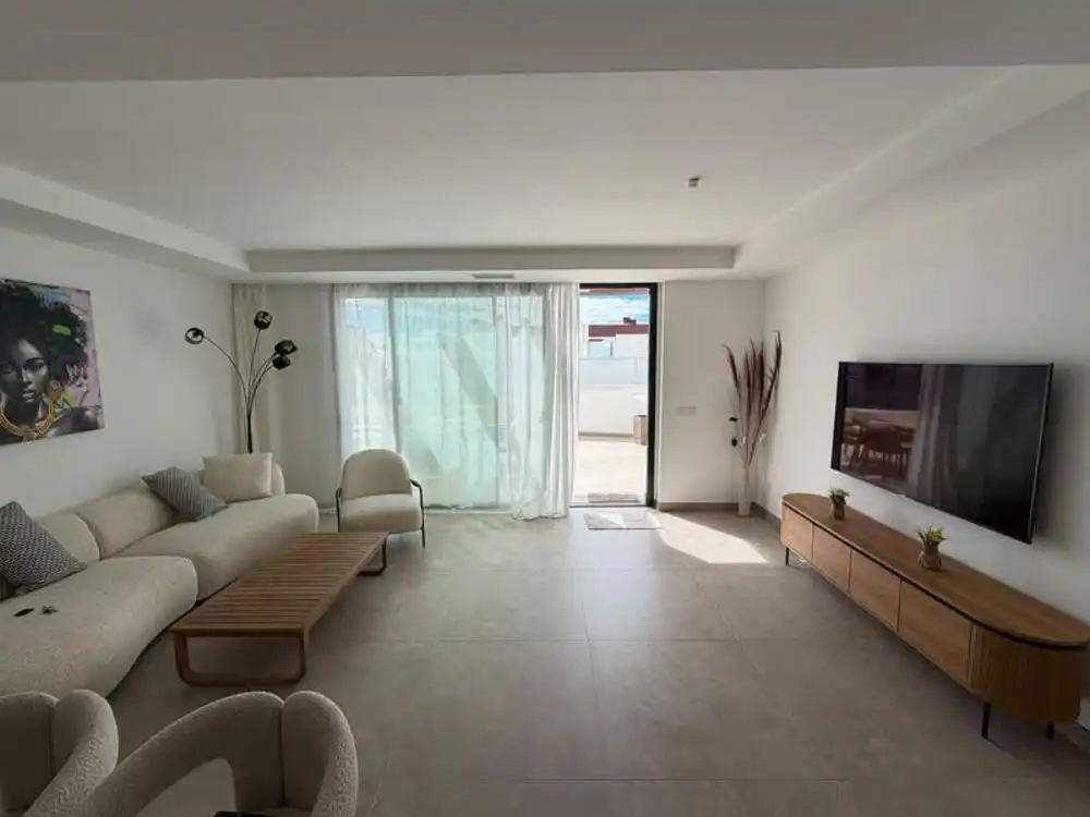 Attic for rent in Cancelada
