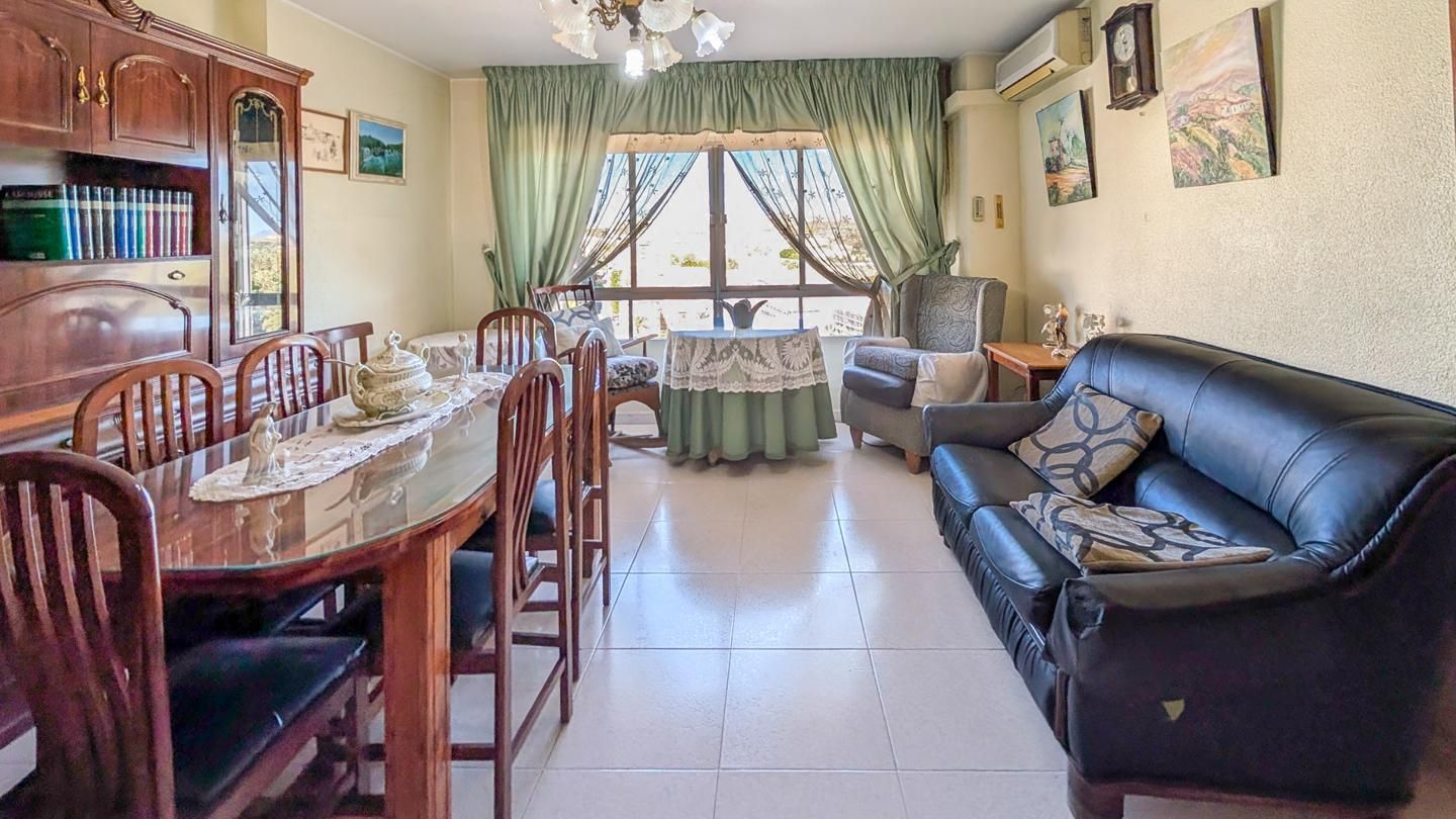 Menjador de Pis en venda en Elche / Elx amb Moblat