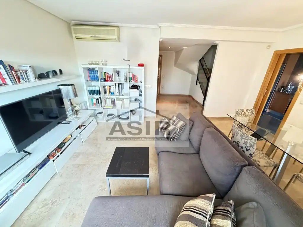Living room of Flat for sale in Alzira  with Air Conditioner, Terrace and Swimming Pool