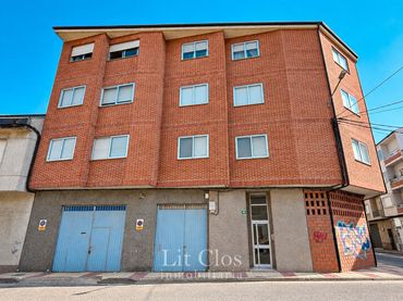Appartement avec ascenseur à vendre à Rúa Arnaveca 16
