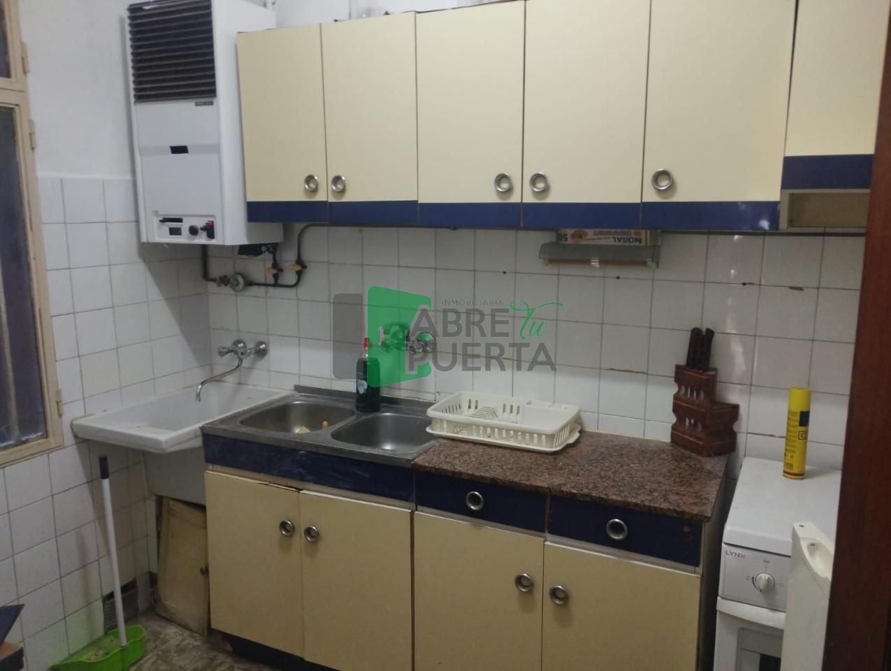 Kitchen of Flat for sale in Ourense Capital   with Heating and Furnished