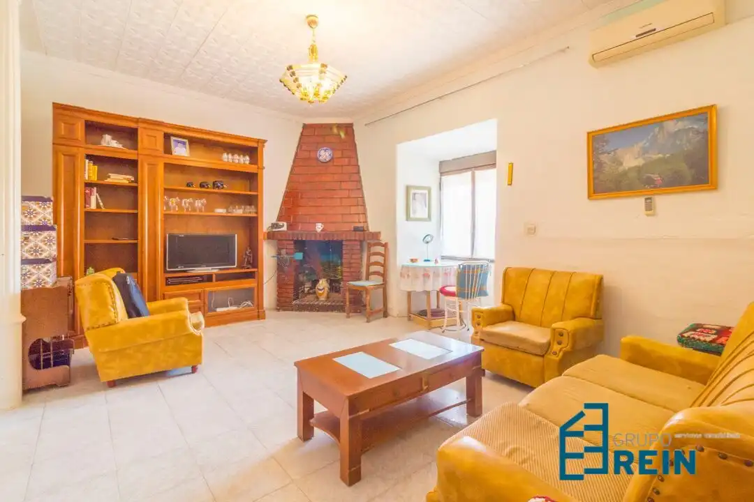 Sala de estar de Casa o chalet en venta en Añover de Tajo con Aire acondicionado, Calefacción y Trastero