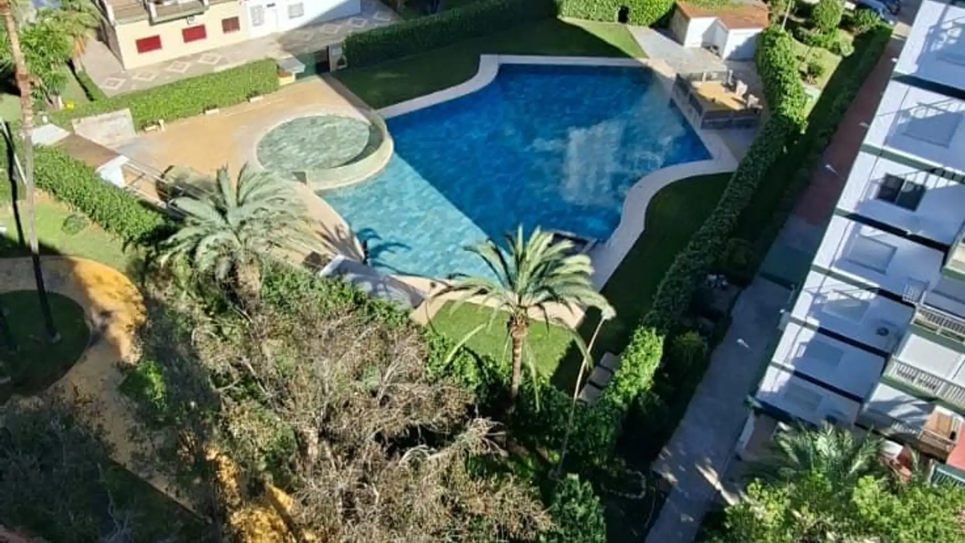 Swimming pool of Flat for sale in Vélez-Málaga  with Air Conditioner and Terrace