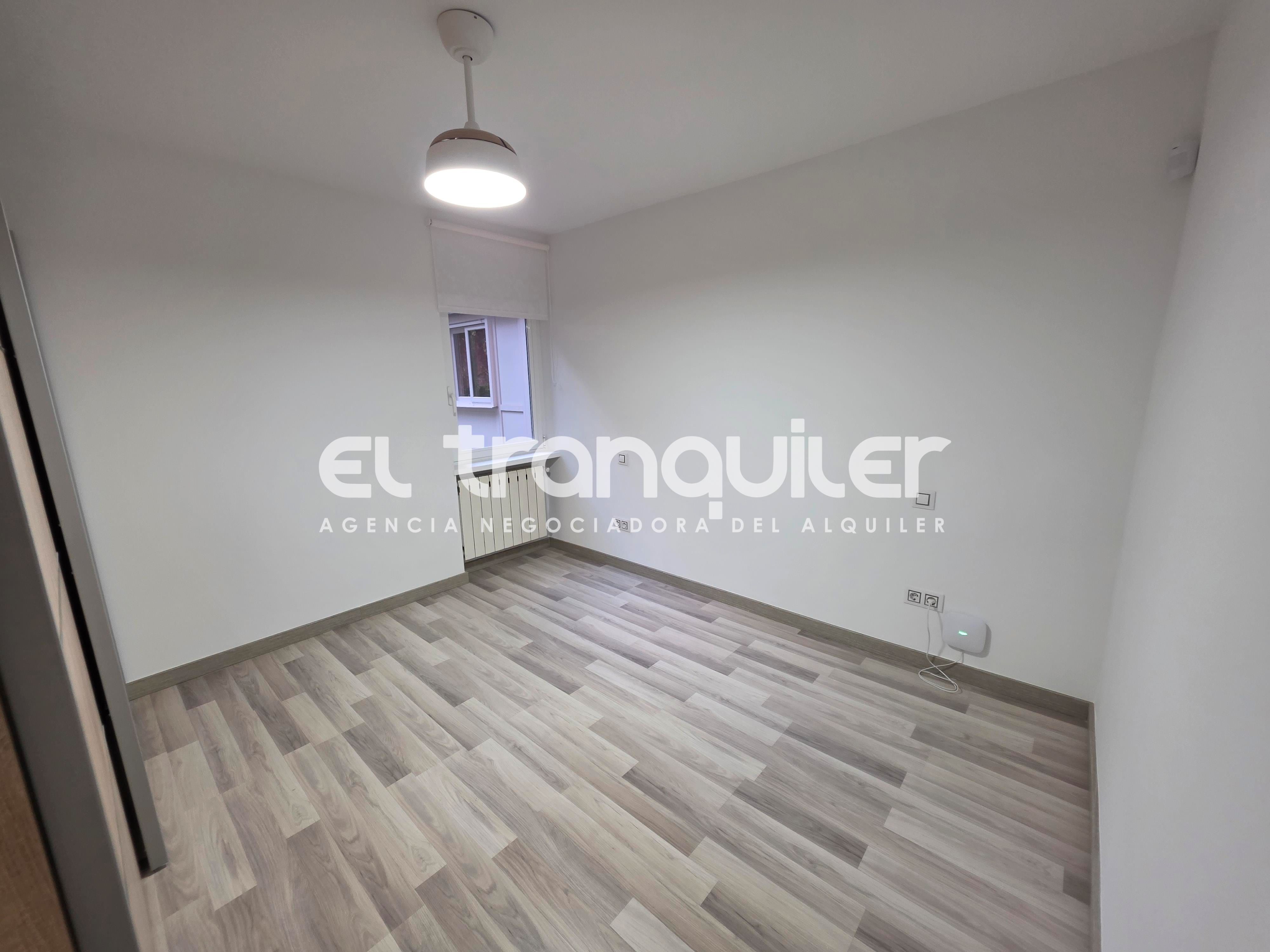 Habitación de Piso de alquiler en  Madrid Capital con Terraza y Lavadora