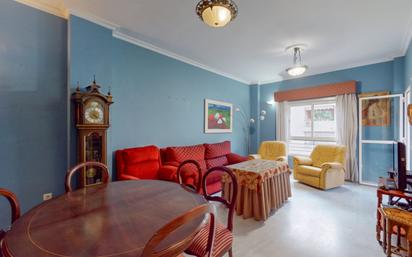 Living room of Flat for sale in  Sevilla Capital  with Air Conditioner and Terrace