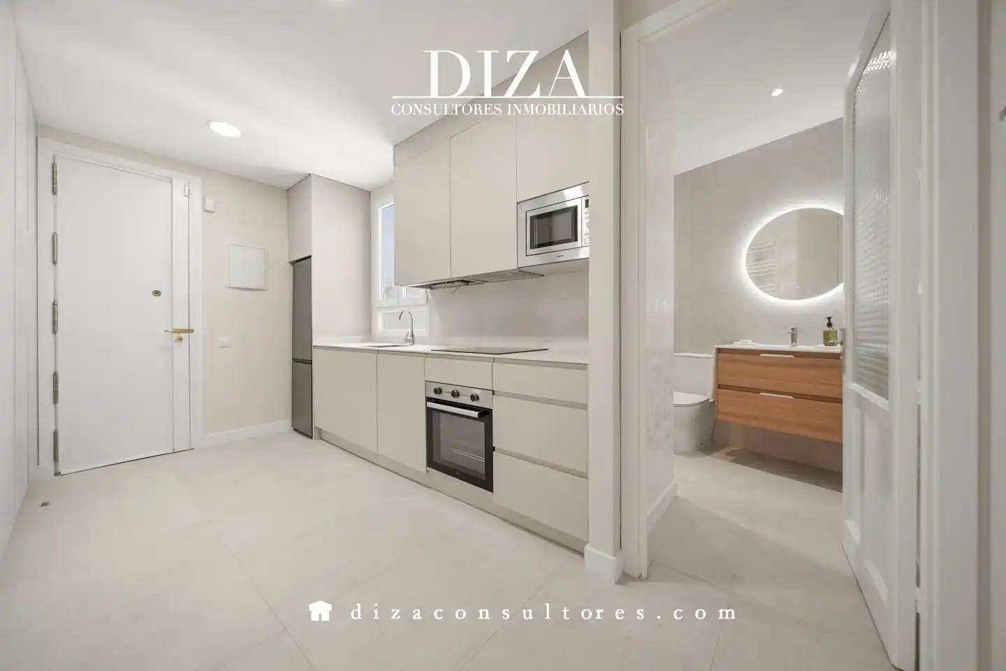 Kitchen of Flat for rent in Madrid  with Air Conditioner and Heating