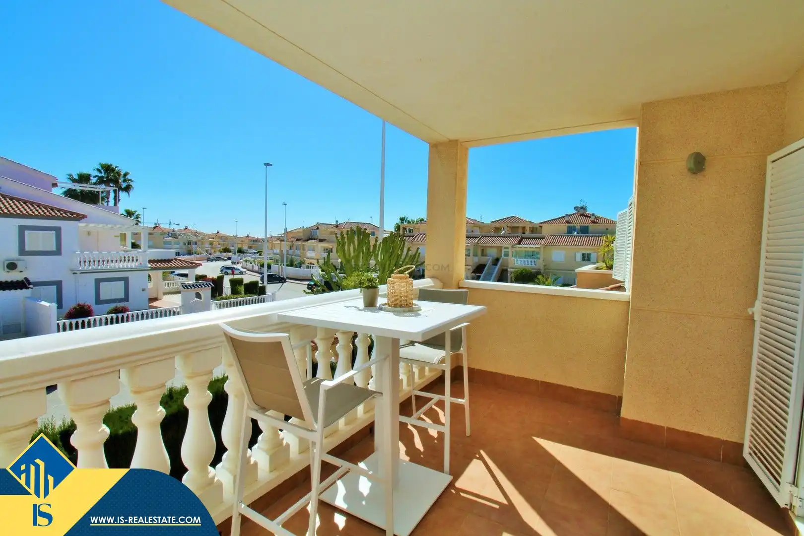 Pis amb piscina en venda a Orihuela Costa