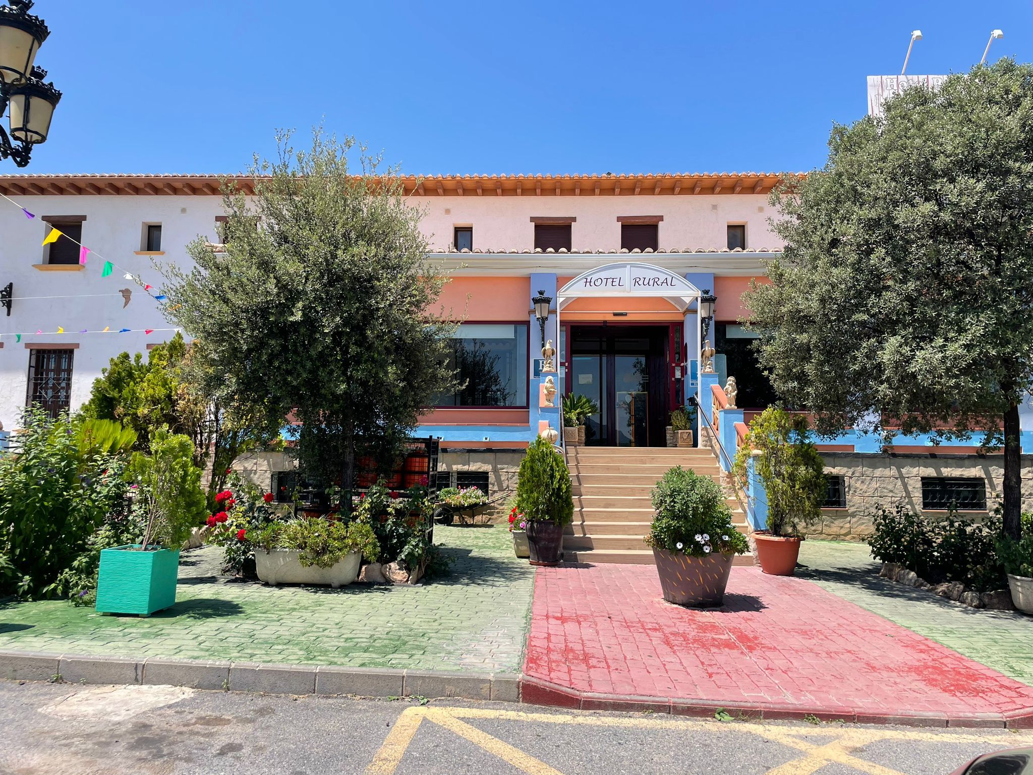 Building for sale in Freila  with Alarm
