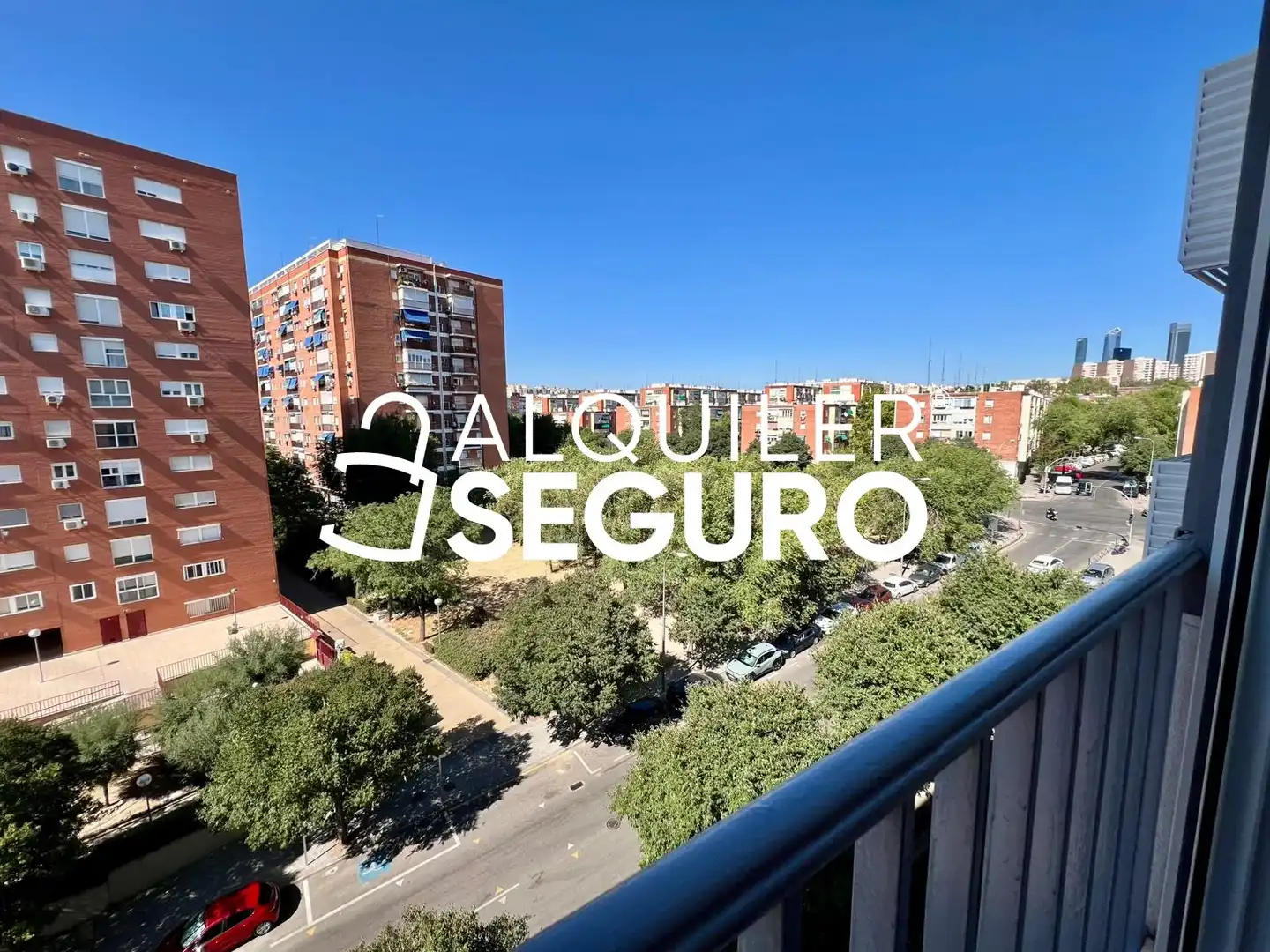 Exterior view of Flat for rent in Madrid  with Air Conditioner, Heating and Furnished