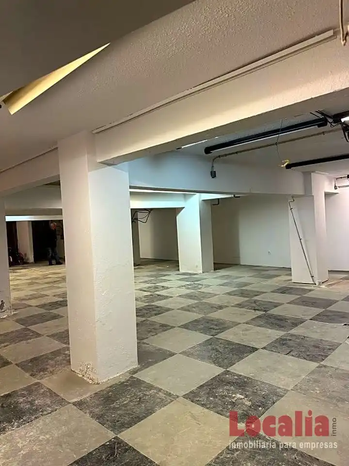 Local comercial en alquiler en Cuatro Caminos, imagen 15