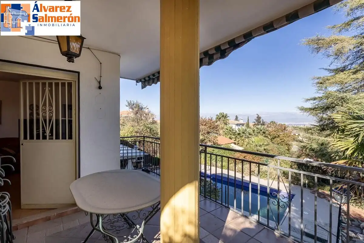 Detached house with pool for sale in Calle de la Encina, imagen 13