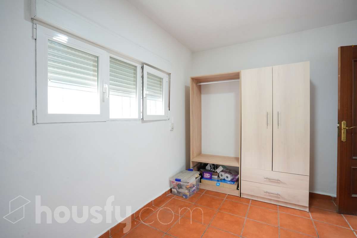 Flat for sale in Calle Francisco Ruiz, Almendrales