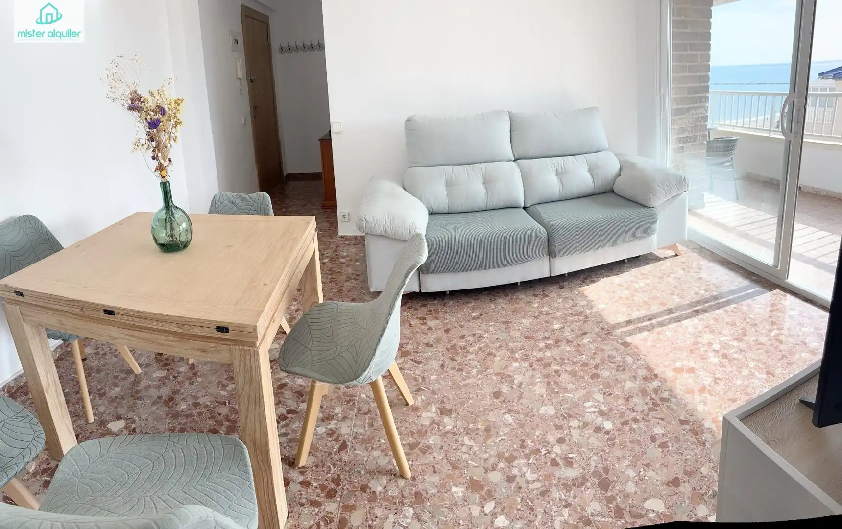 Living room of Apartments for rent in El Campello  with Air Conditioner, Terrace and Furnished
