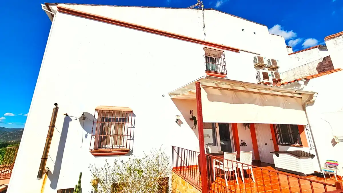 Vista exterior de Casa o chalet en venta en Cañaveral de León con Aire acondicionado, Jardín privado y Terraza