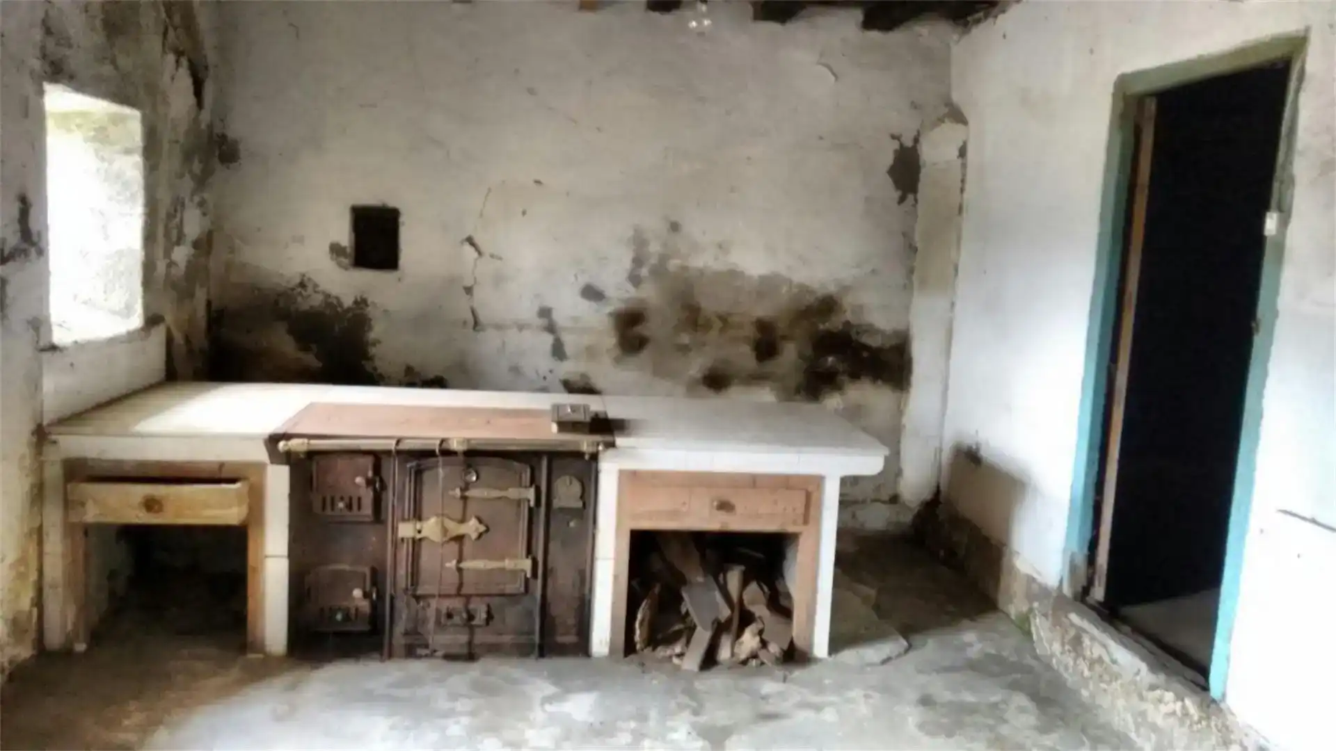 Kitchen of Land for sale in Palas de Rei