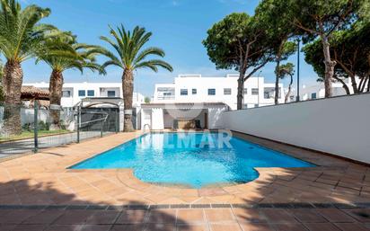 Swimming pool of House or chalet for sale in Chiclana de la Frontera  with Heating, Private garden and Terrace