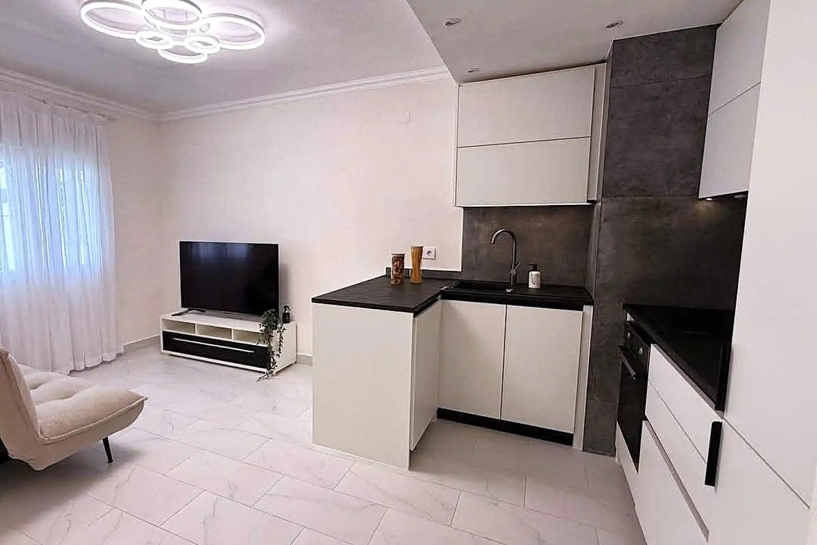 Adosado con terraza en venta en Calle C. Luxemburgo 4, imagen 4