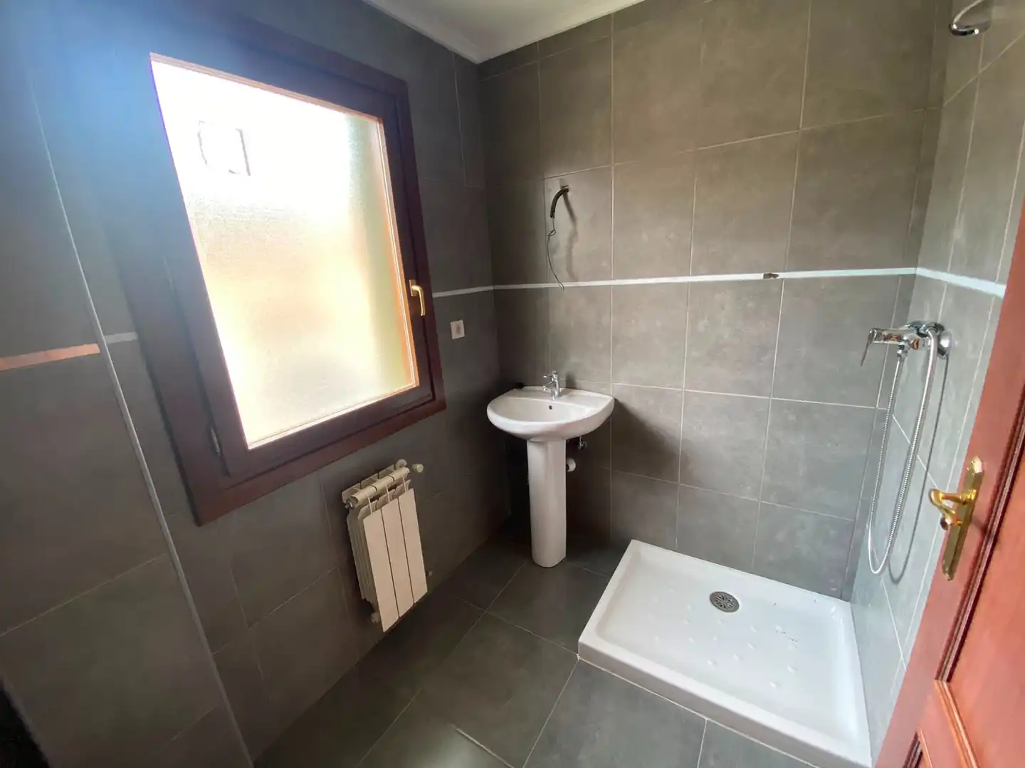 Baño de Casa o chalet en venta en Castro-Urdiales con Calefacción, Jardín privado y Parquet