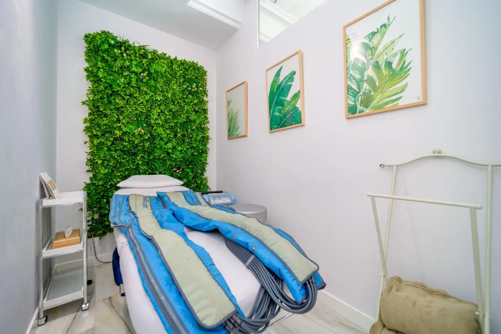 Habitación de Local en venta en Majadahonda con Aire acondicionado