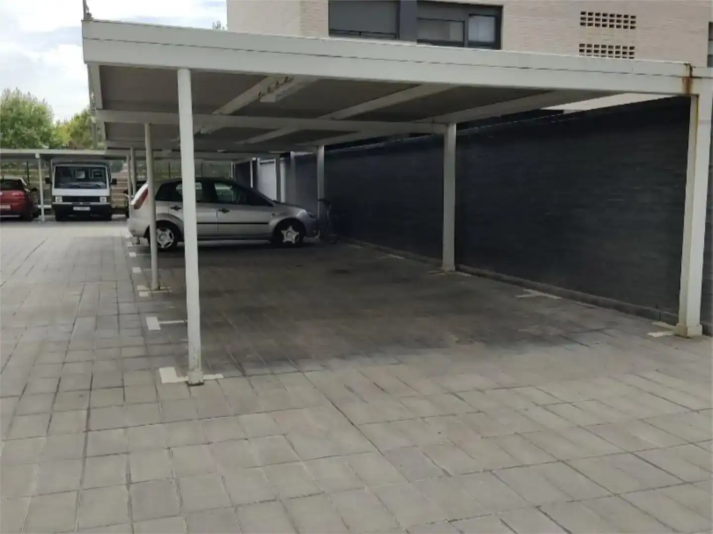 Parkplatz von Garage zur Miete in  Logroño