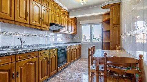 Foto 2 de Piso en venta en Cl Peña Ubiña, 15, Nuevo Gijón, Gijón