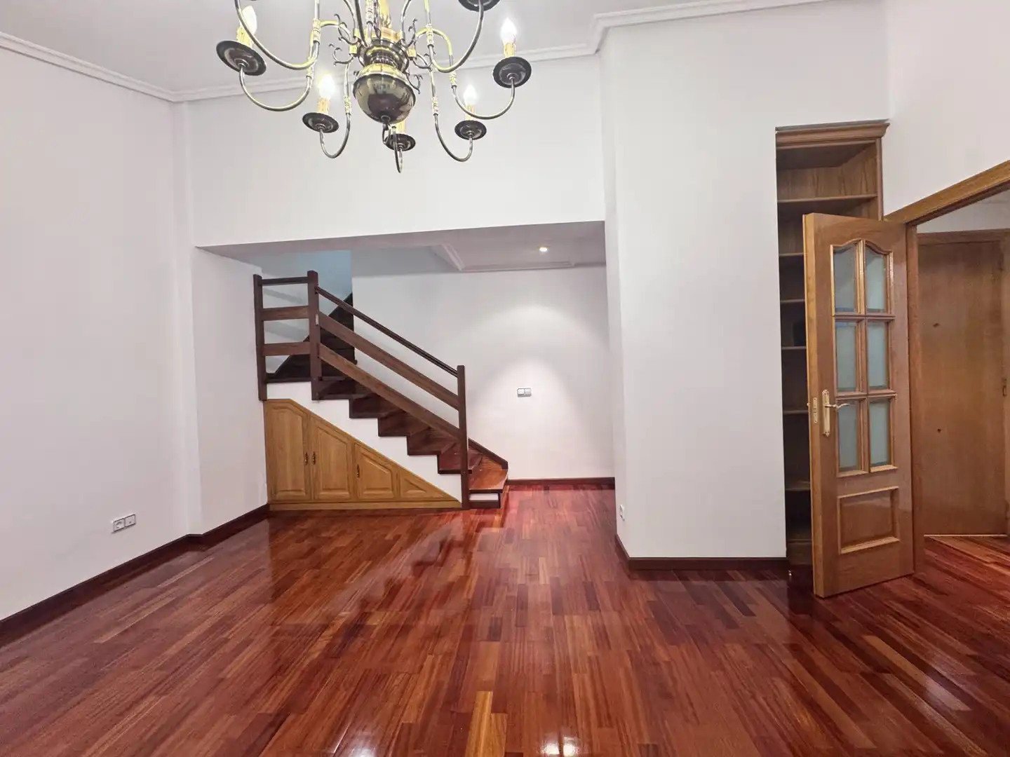 Flat for sale in Oviedo   with Heating
