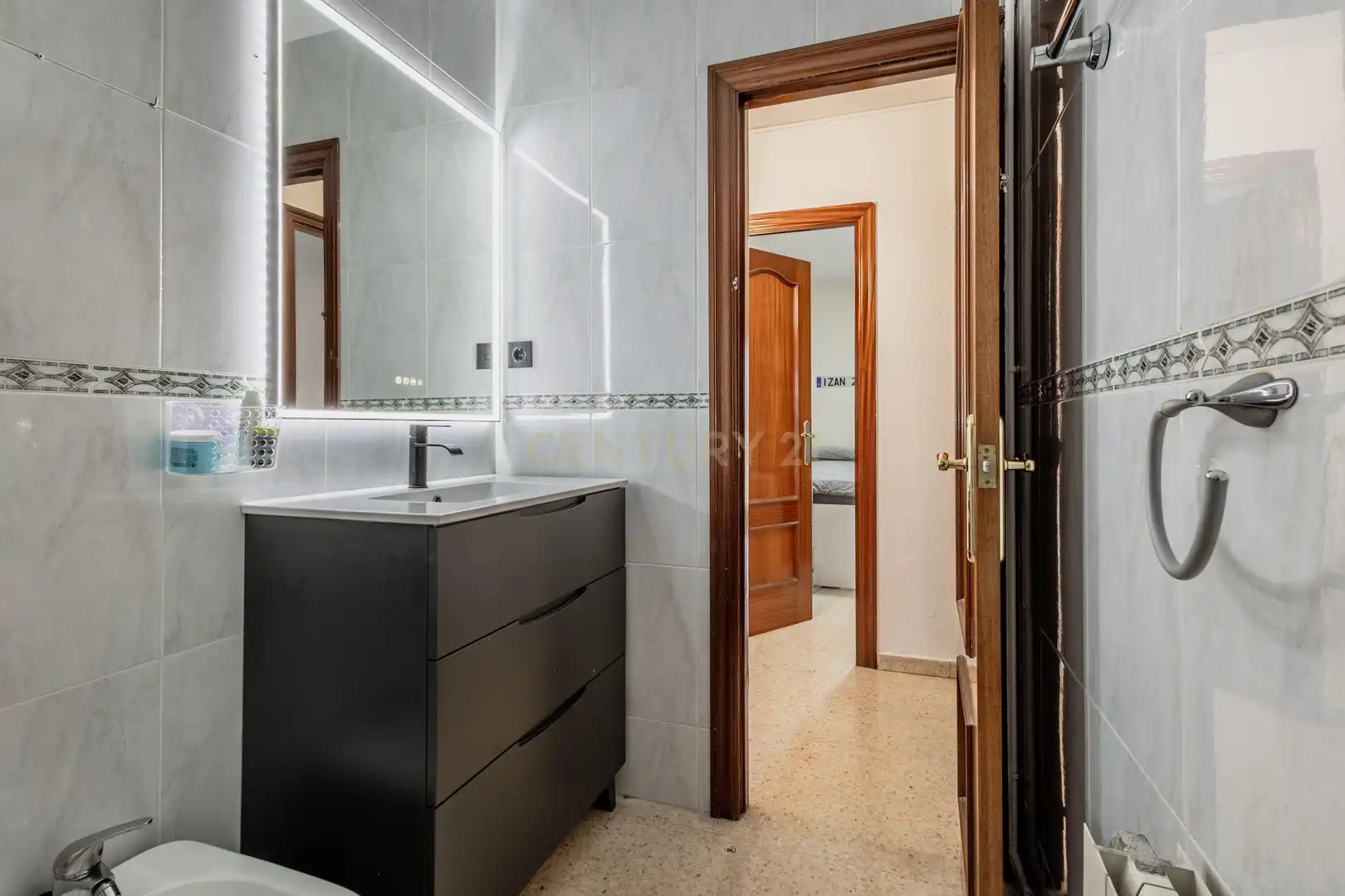 Baño de Apartamento en venta en Sant Joan Despí con Aire acondicionado y Balcón