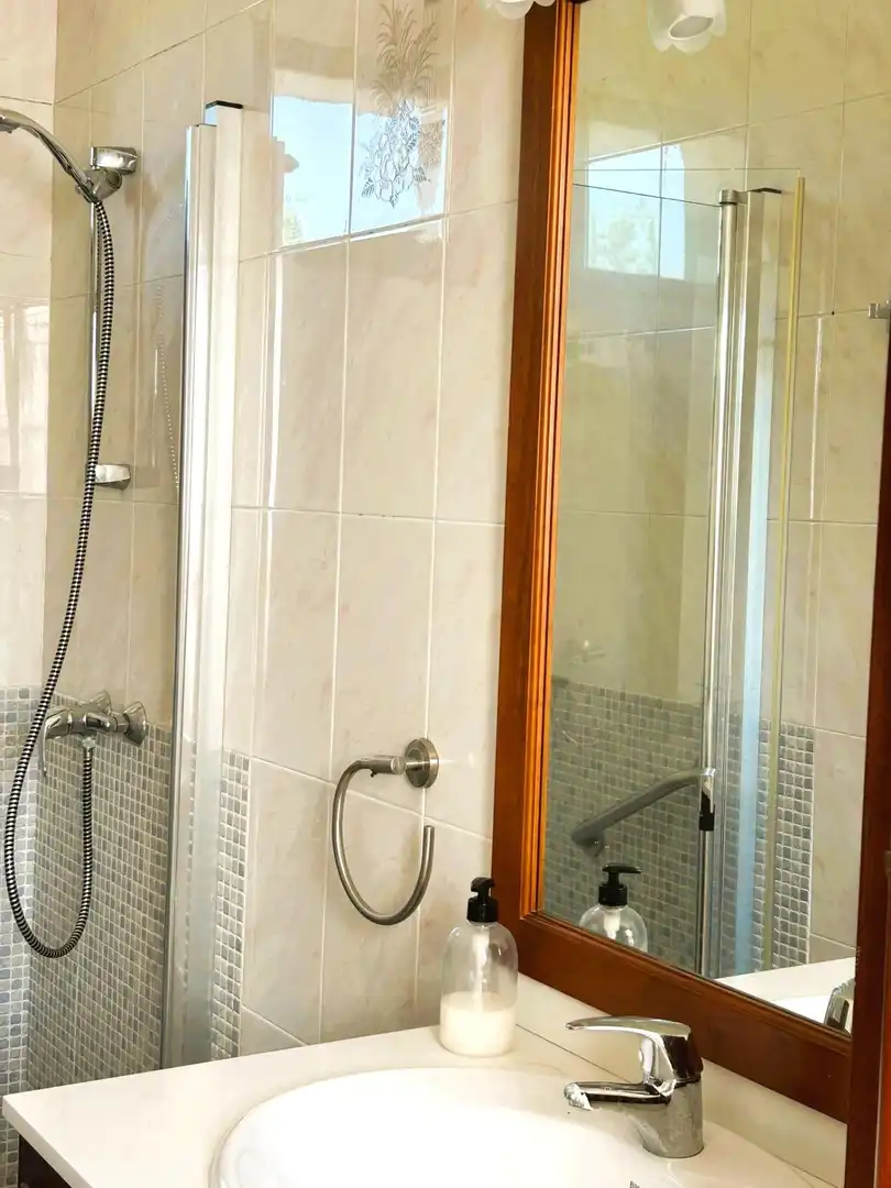 Bany de Finca rústica en venda en Estepona amb Jardí privat, Terrassa i Piscina