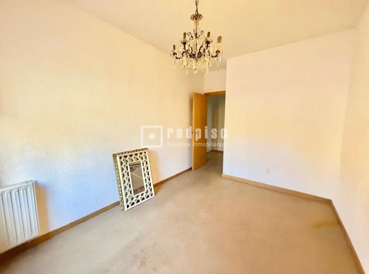 Habitación de Piso en venta en Madrid con Aire acondicionado, Calefacción y Jardín privado