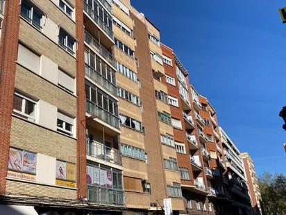 Vista exterior de Pis en venda en Valladolid Capital