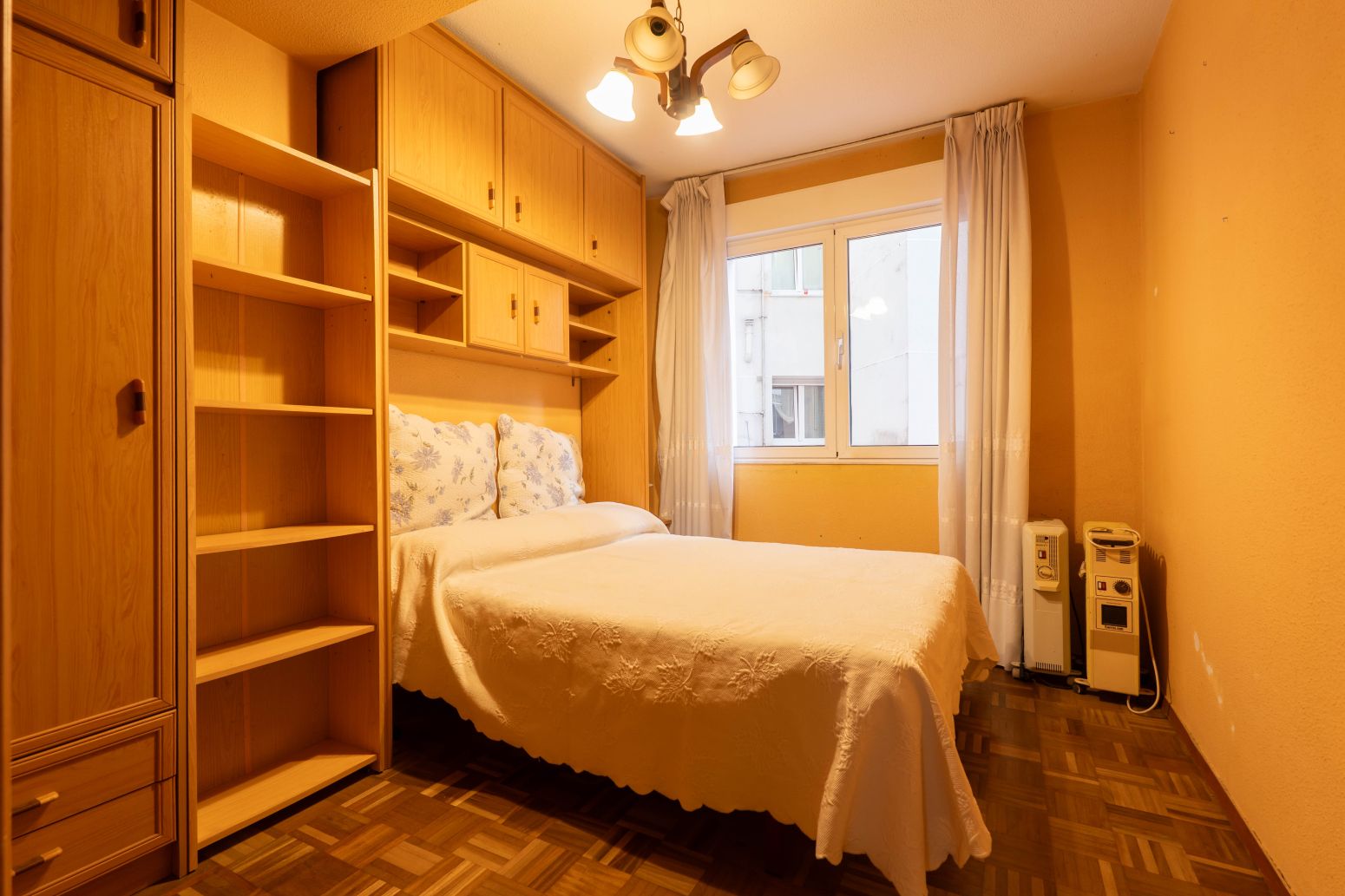 Bedroom of Flat for sale in Gijón   with Parquet flooring and Terrace