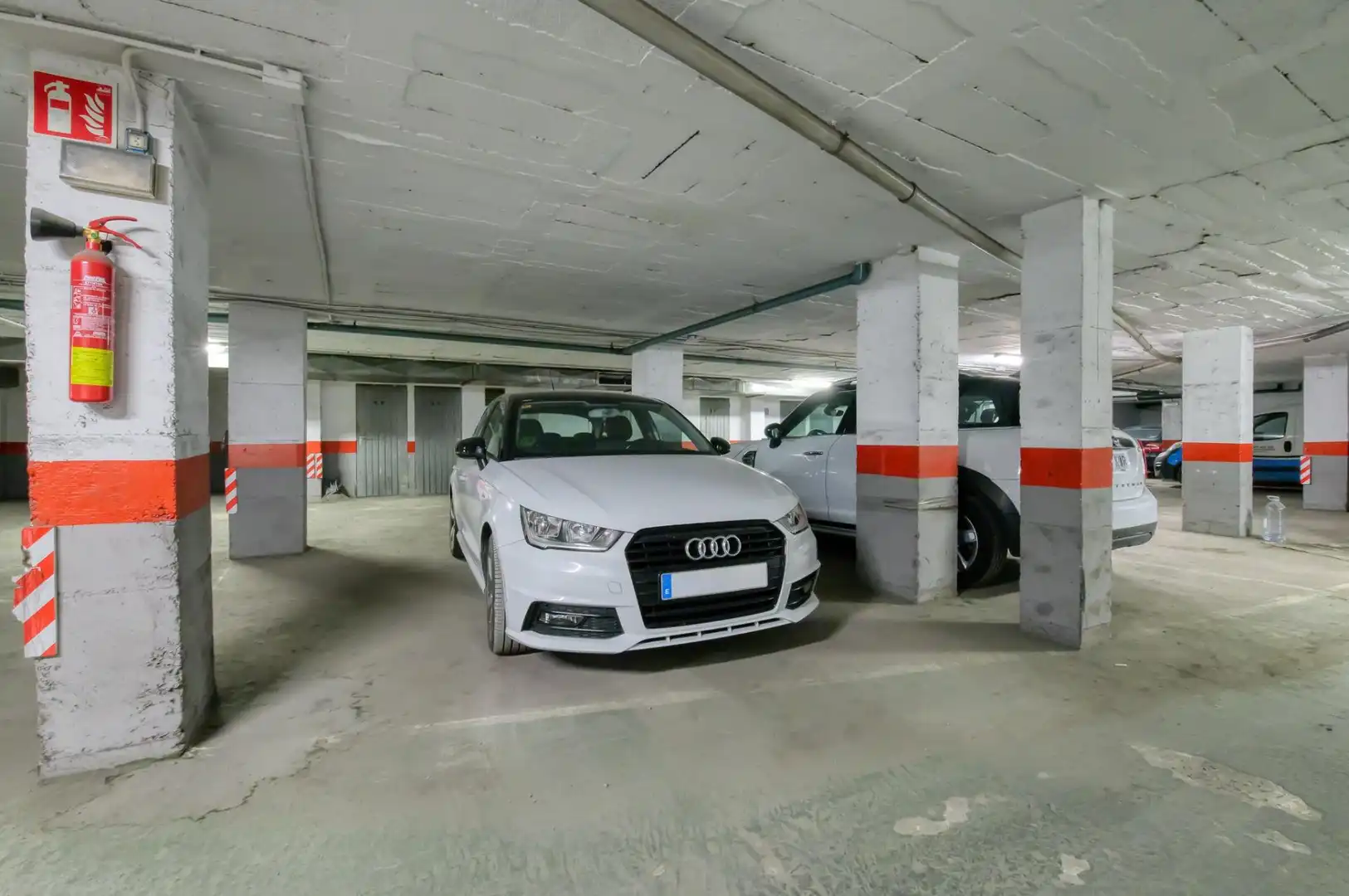 Parking de Dúplex en venta en  Palma de Mallorca con Aire acondicionado, Calefacción y Jardín privado