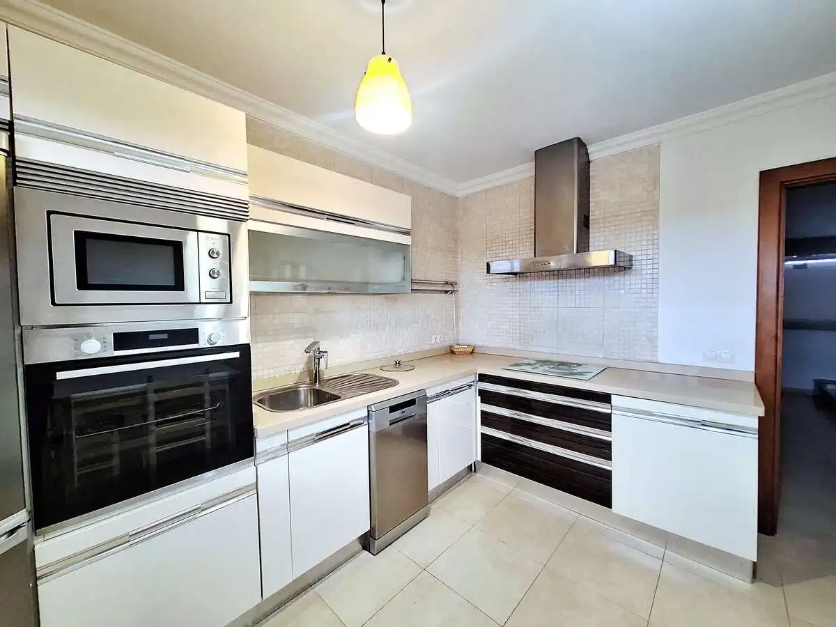 Cocina de Dúplex en venta en Arrecife con Terraza, Amueblado y Microondas