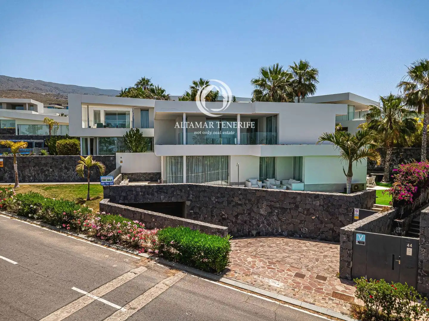 Vista exterior de Casa o chalet en venta en Guía de Isora con Aire acondicionado, Terraza y Trastero