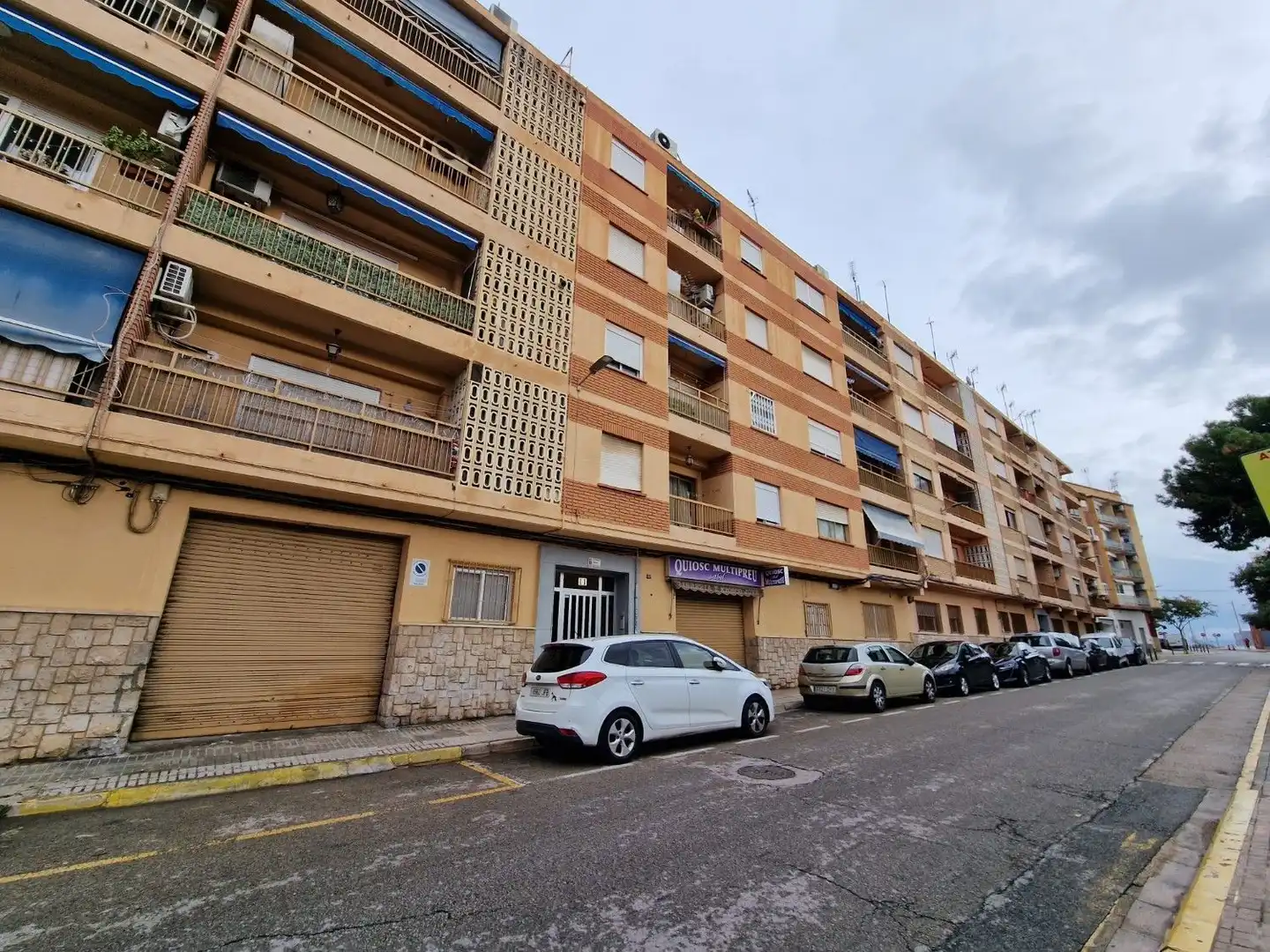 Vista exterior de Piso en venta en Torrent con Aire acondicionado y Terraza