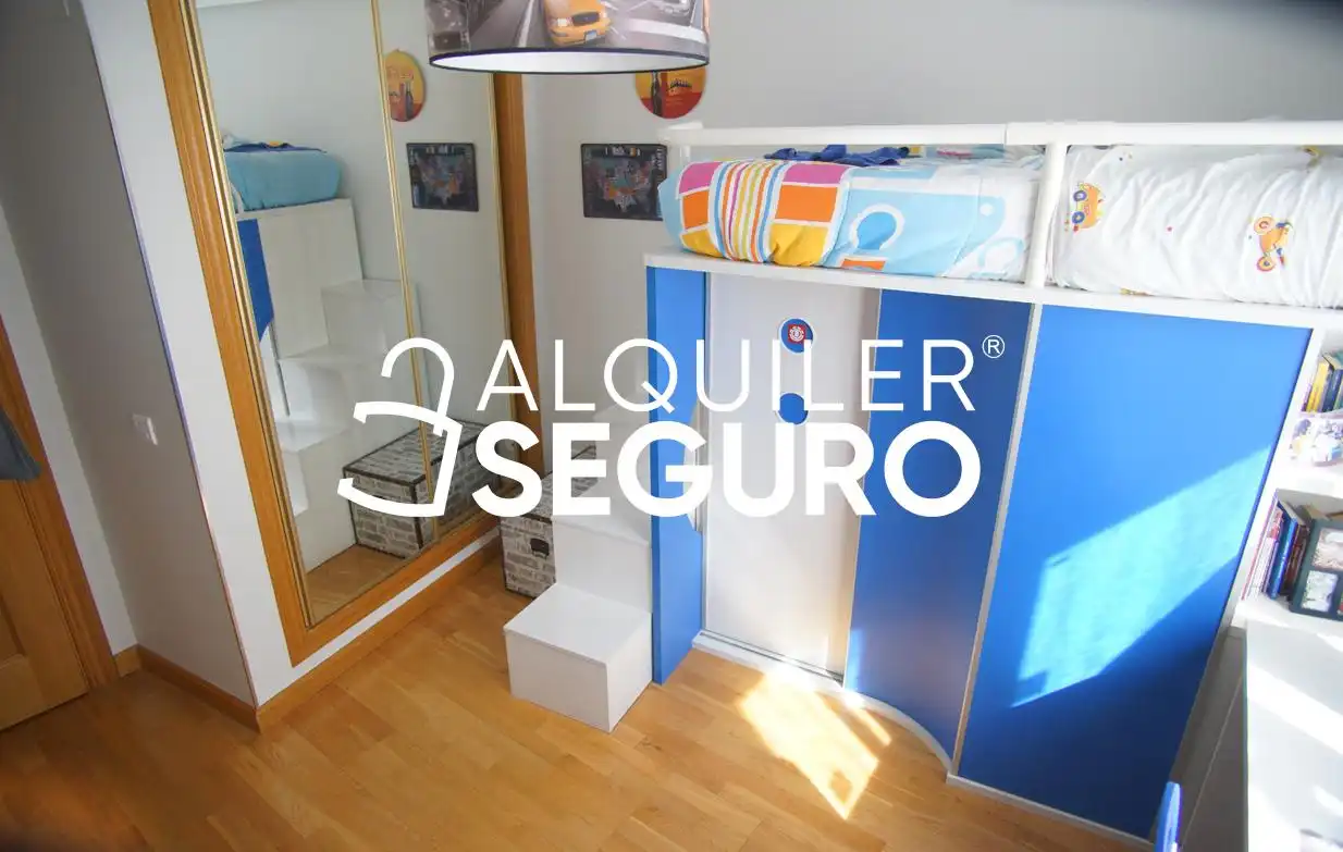 Habitación de Piso de alquiler en Valladolid con Calefacción y Amueblado