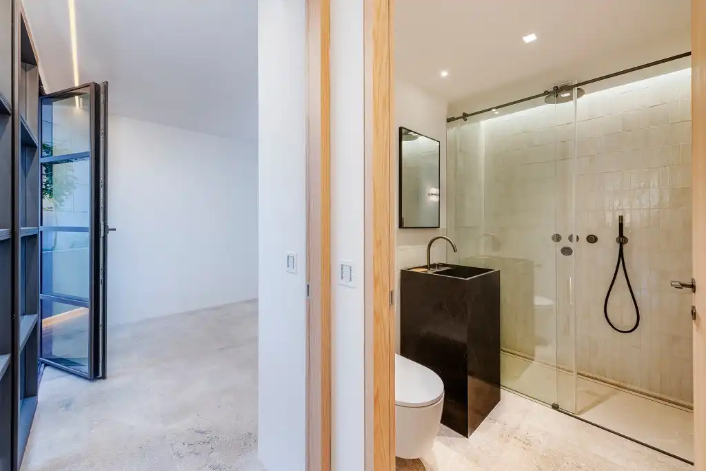 Badezimmer von Country house zum Verkauf in Felanitx mit Klimaanlage, Heizung und Terrasse