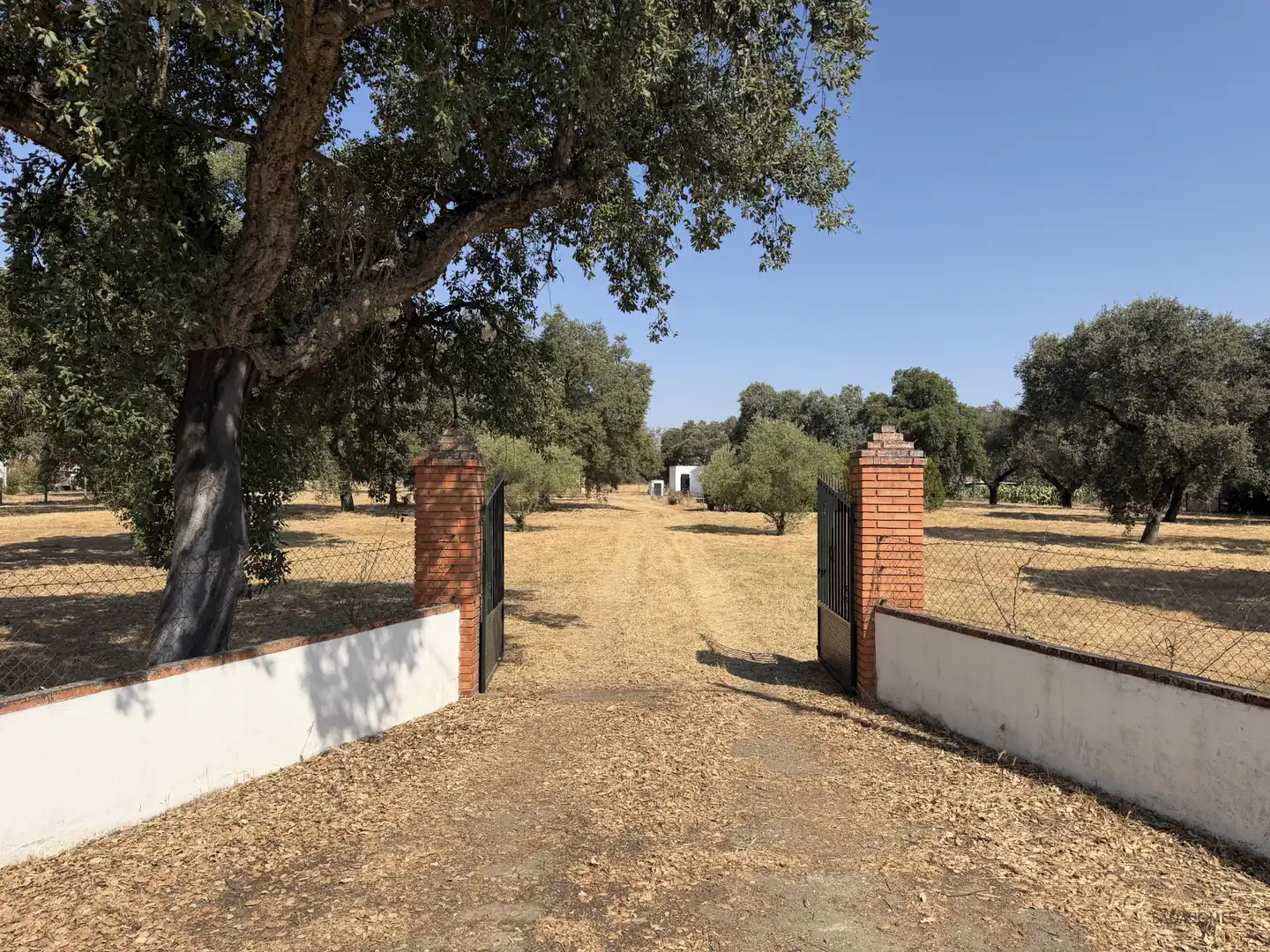 Finca rústica en venta en Badajoz con Jardín privado, Terraza y Trastero