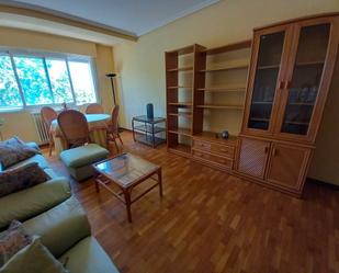 Living room of Apartment for sale in  Logroño  with Heating, Parquet flooring and Terrace
